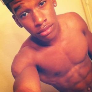 Meet your Posher, Derrick